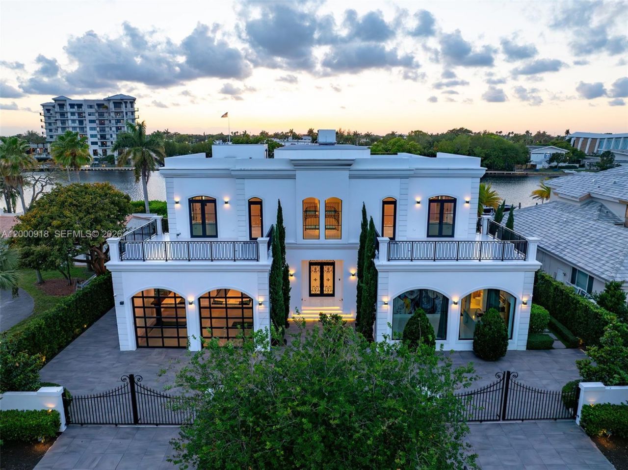 1239 Middle River Dr , Fort Lauderdale, FL 33304 Photo