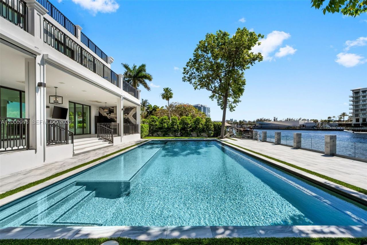 1239 Middle River Dr , Fort Lauderdale, FL 33304 Photo