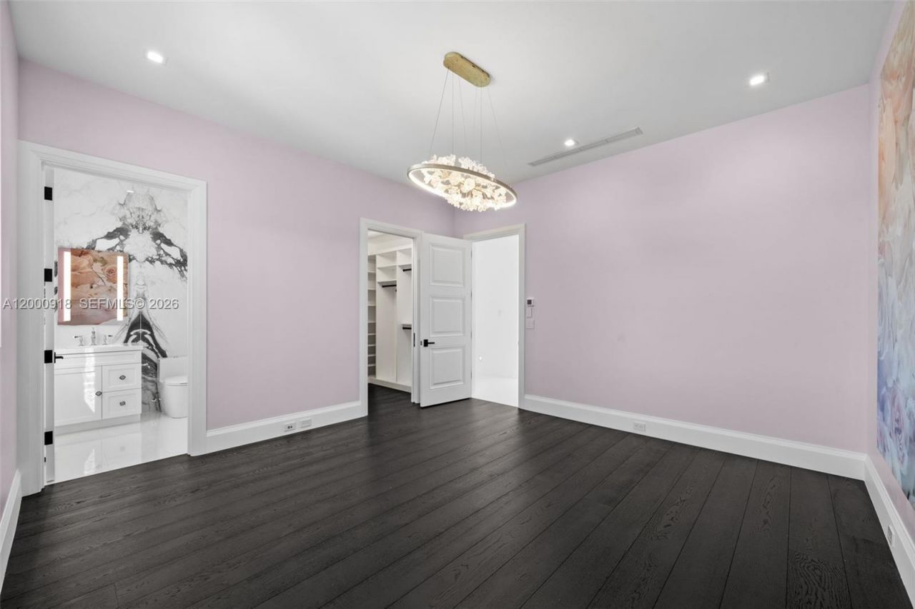 1239 Middle River Dr , Fort Lauderdale, FL 33304 Photo