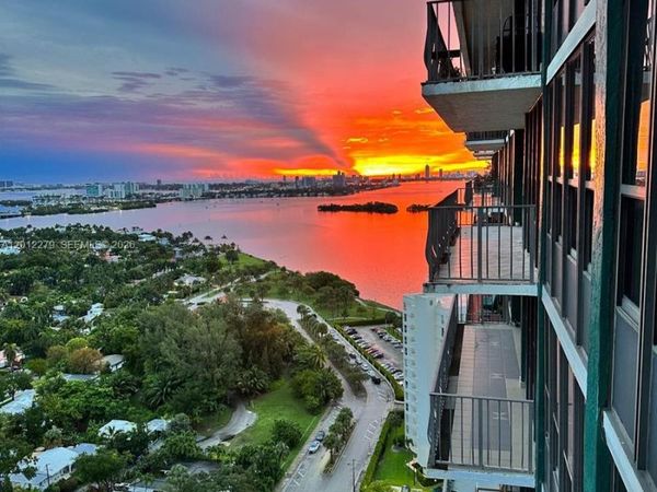 780 NE 69th St, Unit 1210, Miami, FL 33138