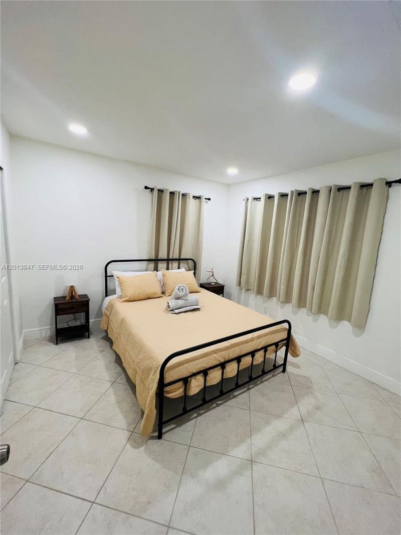 280 NW 55th St , Unit 282, Miami, FL 33127 Photo