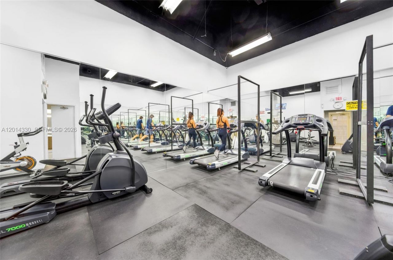 800 West Ave, Unit 338, Miami Beach, FL 33139 Photo