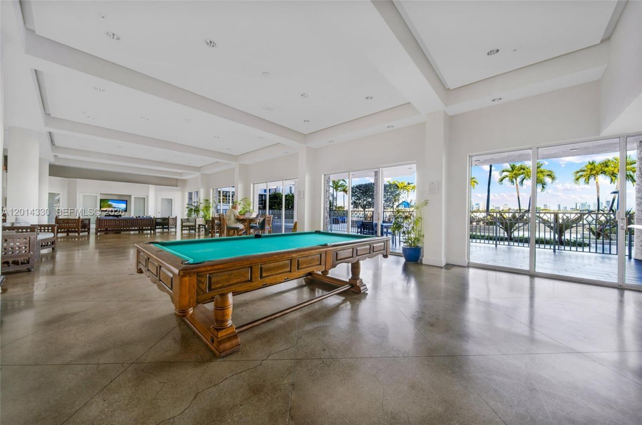 800 West Ave, Unit 338, Miami Beach, FL 33139 Photo