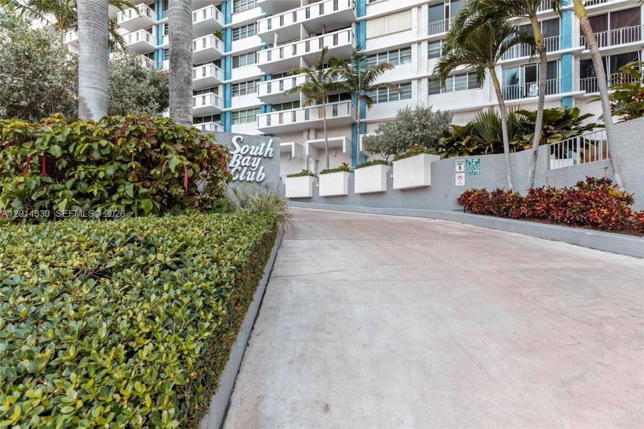 800 West Ave, Unit 338, Miami Beach, FL 33139 Photo
