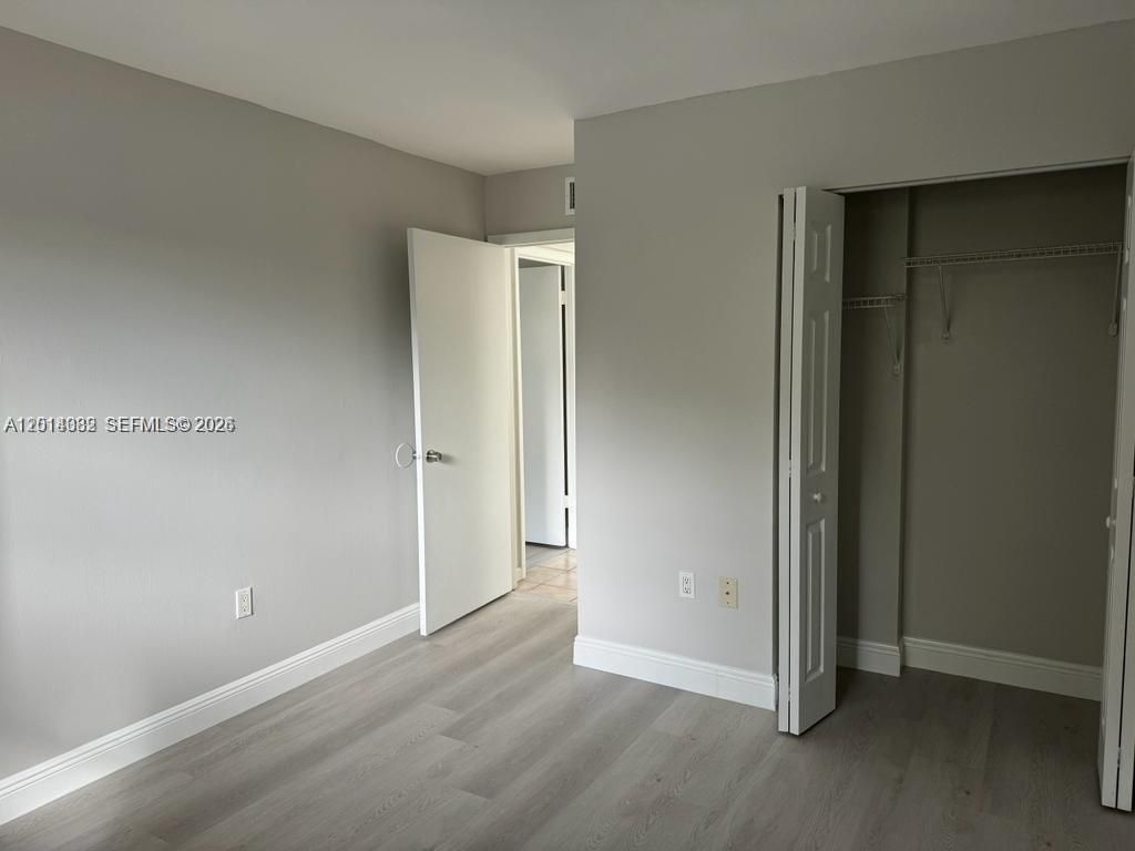 8185 NW 7th St, Unit 205, Miami, FL 33126 Photo