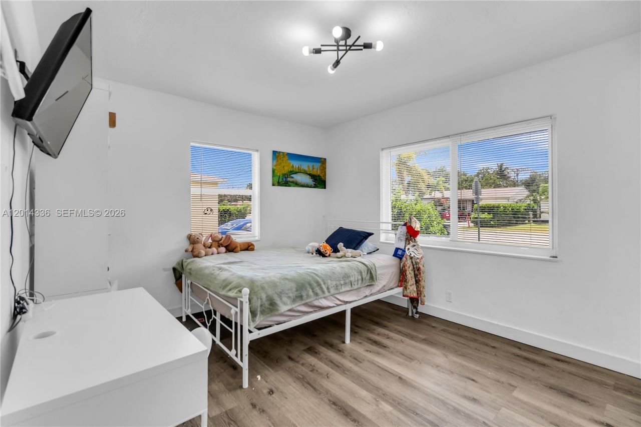 2533 Johnson St, Hollywood, FL 33020 Photo