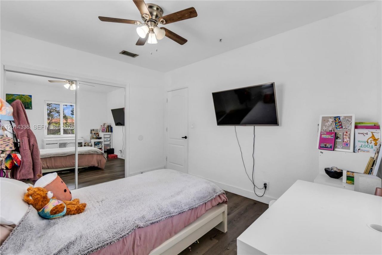 2533 Johnson St, Hollywood, FL 33020 Photo