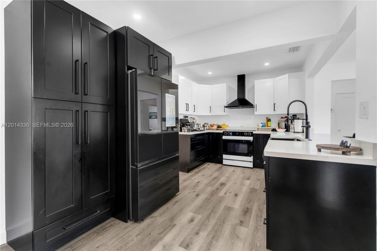 2533 Johnson St, Hollywood, FL 33020 Photo