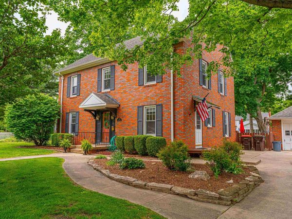 123 Edgar Street, Lincoln, IL 62656