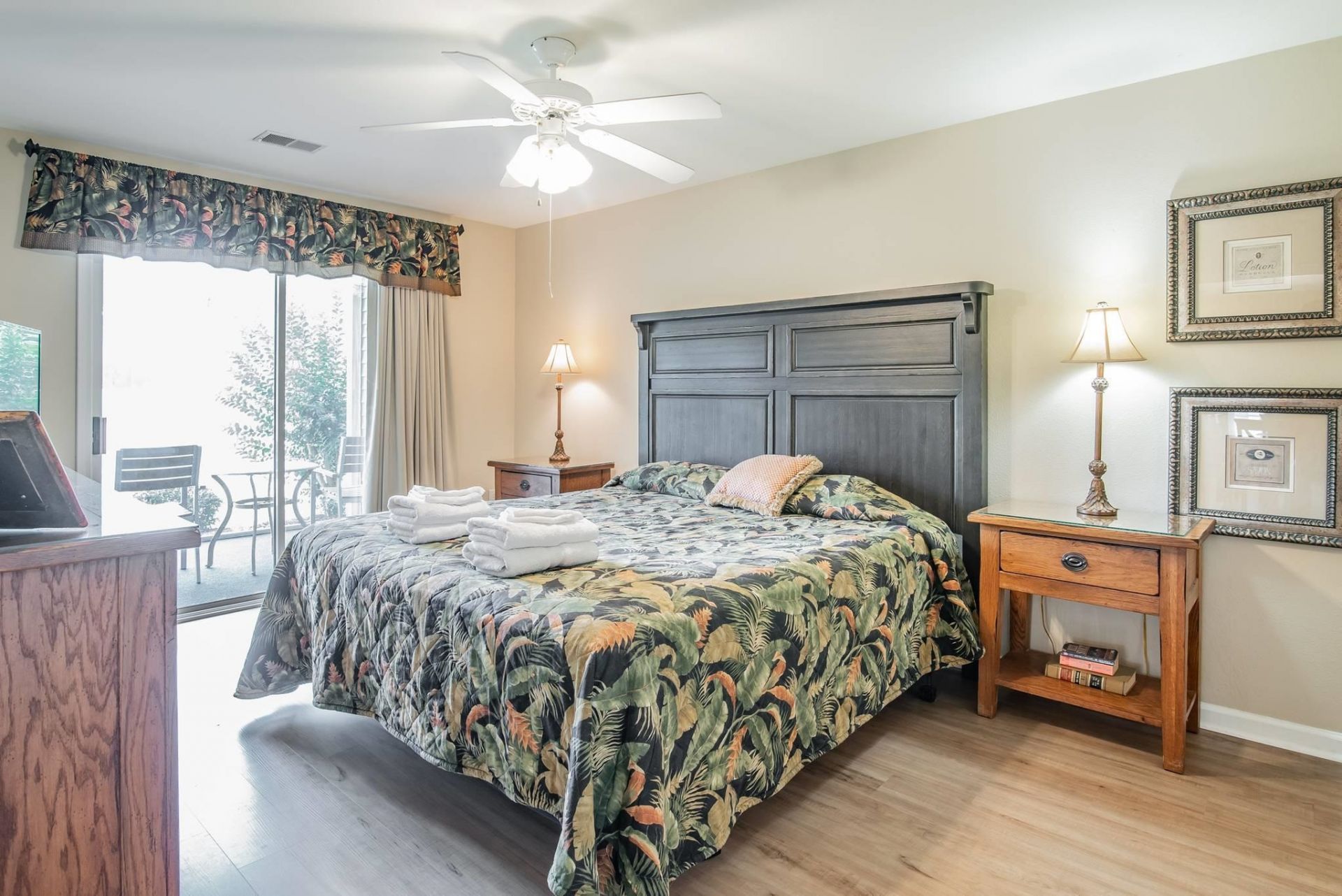 725 Blue Stem Dr.  Photo 10