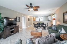 725 Blue Stem Dr.  photo 4