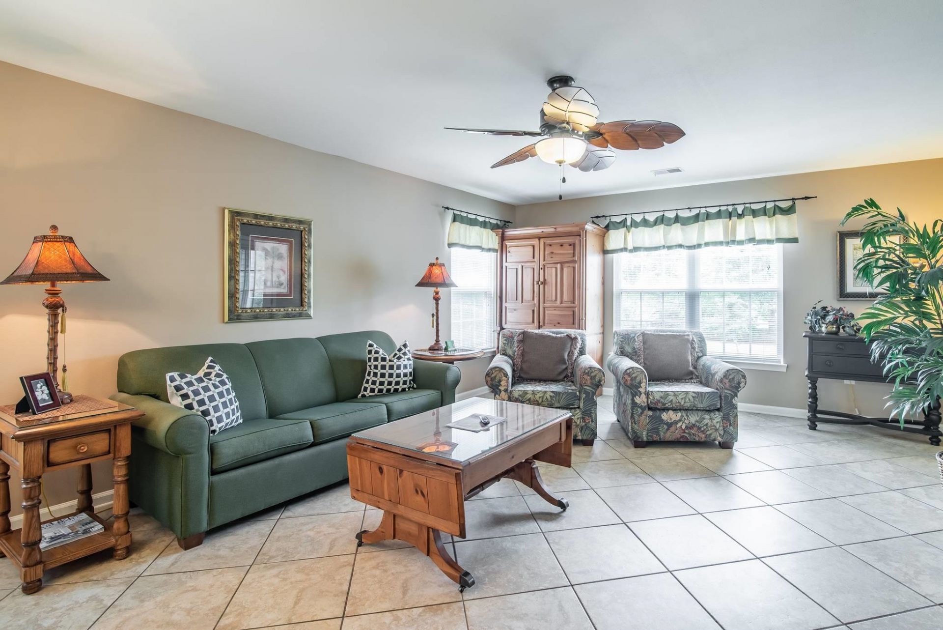 725 Blue Stem Dr.  Photo 5