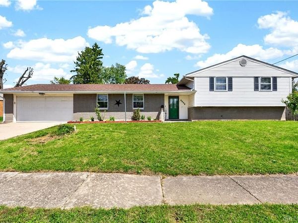 6608 Stranwood Drive, Englewood, OH 45322