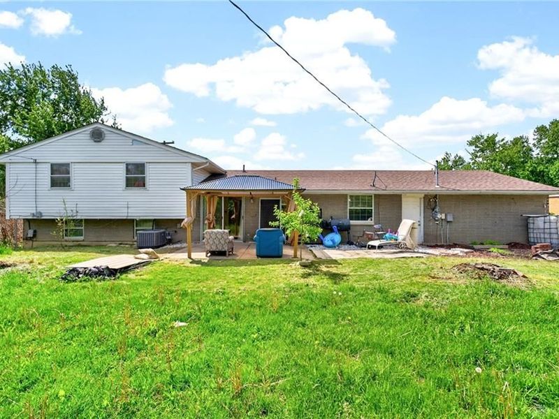 6608 Stranwood Drive, Englewood, OH 45322 Photo 33
