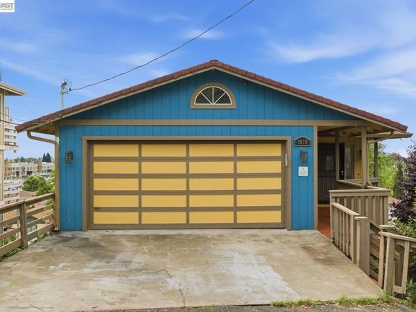 1019 Central Blvd, Hayward, CA 94542