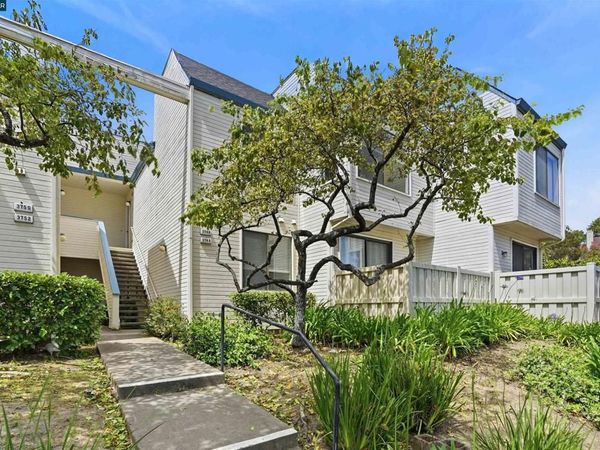 3746 Stoneglen N, Richmond, CA 94806