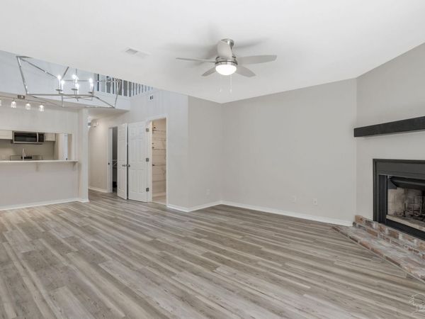 4221 Brookside Dr, Pensacola, FL 32503