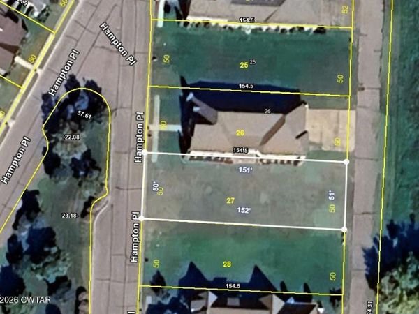27 Hampton Place , Dyersburg, TN 38024