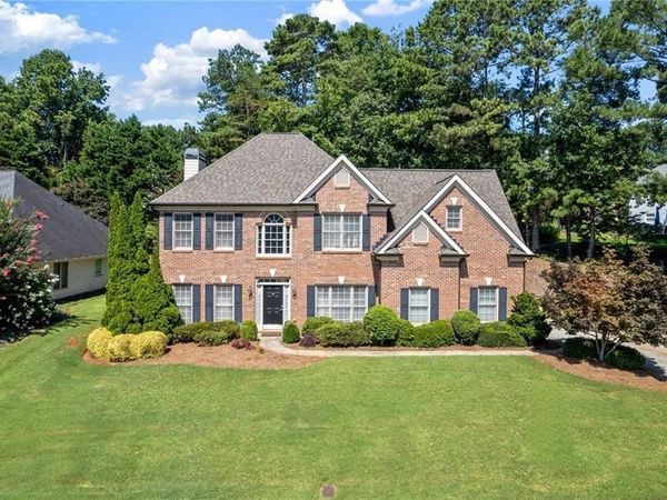 1025 Fairview Club Circle, Dacula, GA 30019