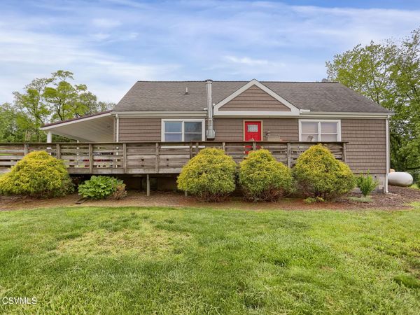 15429 US-15, White Deer, PA 17887