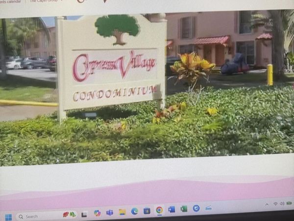 7101 Miami Lakes Drive, Unit Q13, Miami Lakes, FL 33014