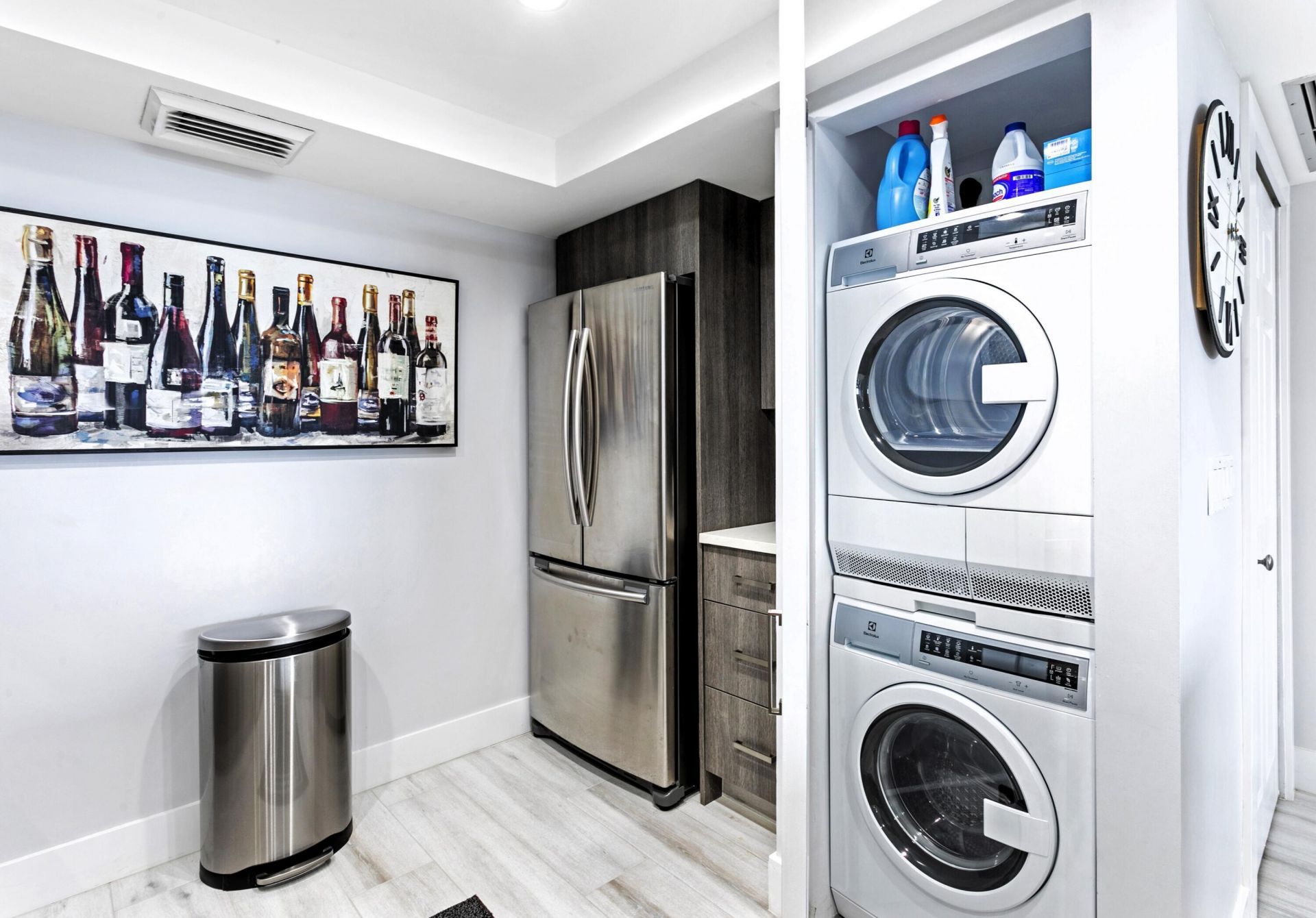 2400 Presidential Way, Unit 1803, West Palm Beach, FL 33401 Photo