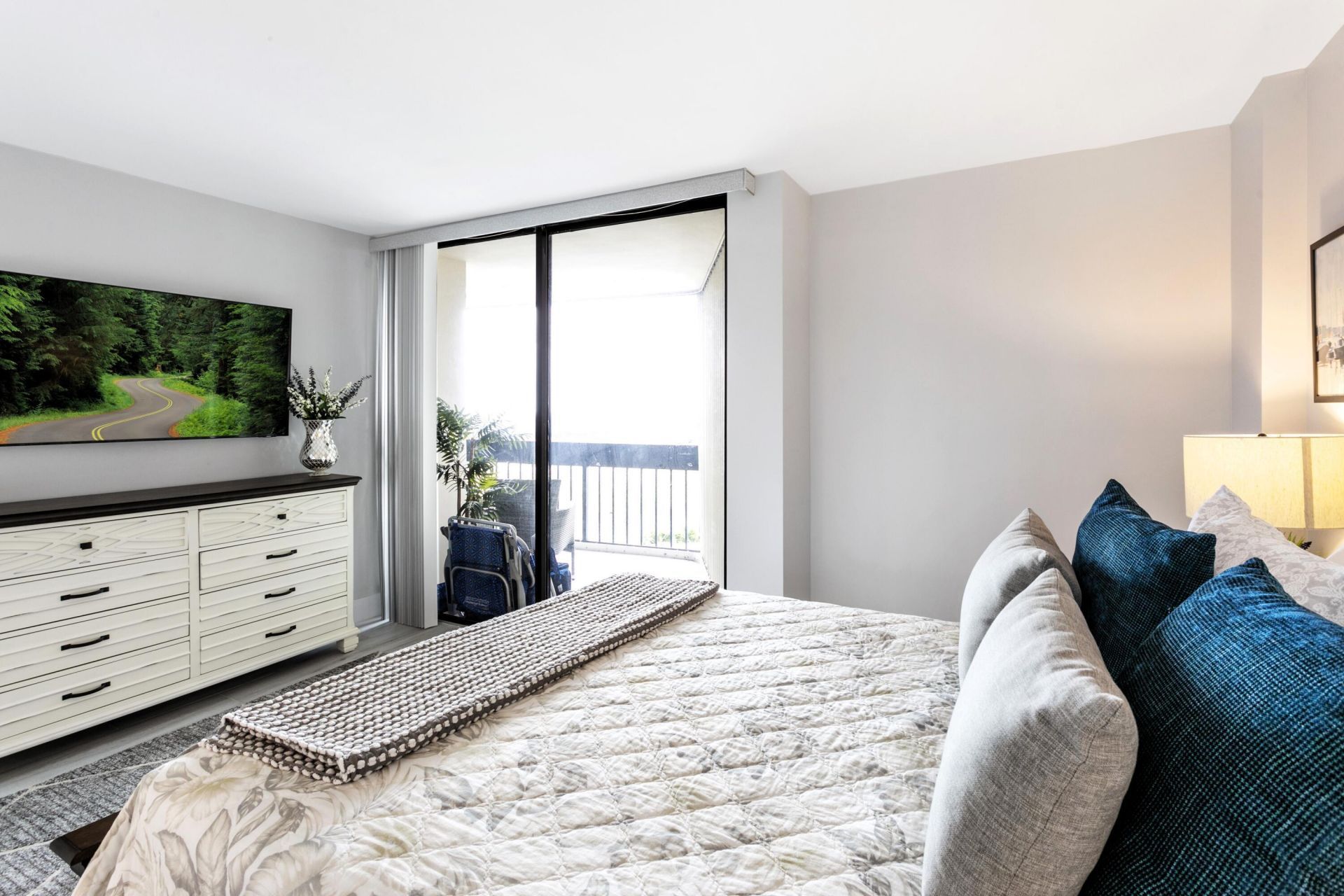 2400 Presidential Way, Unit 1803, West Palm Beach, FL 33401 Photo