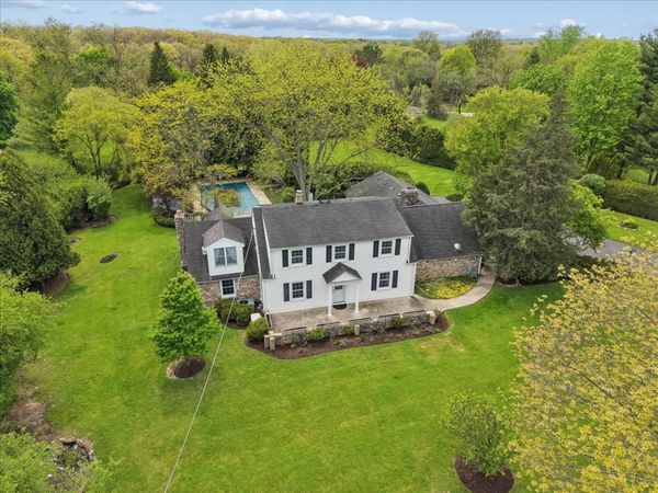 44 W Indian Trail Road , Barrington, IL 60010