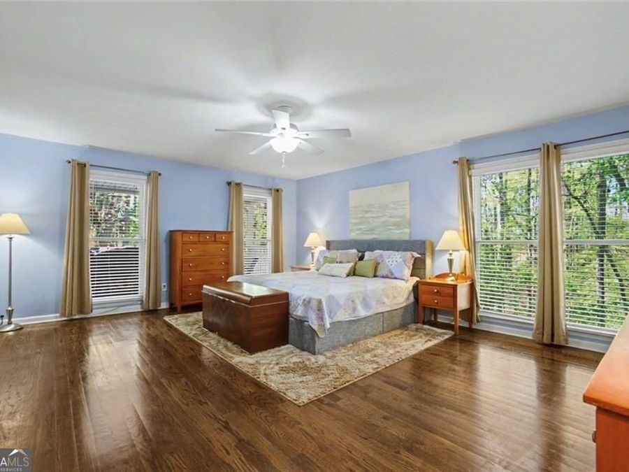 Property Image 37