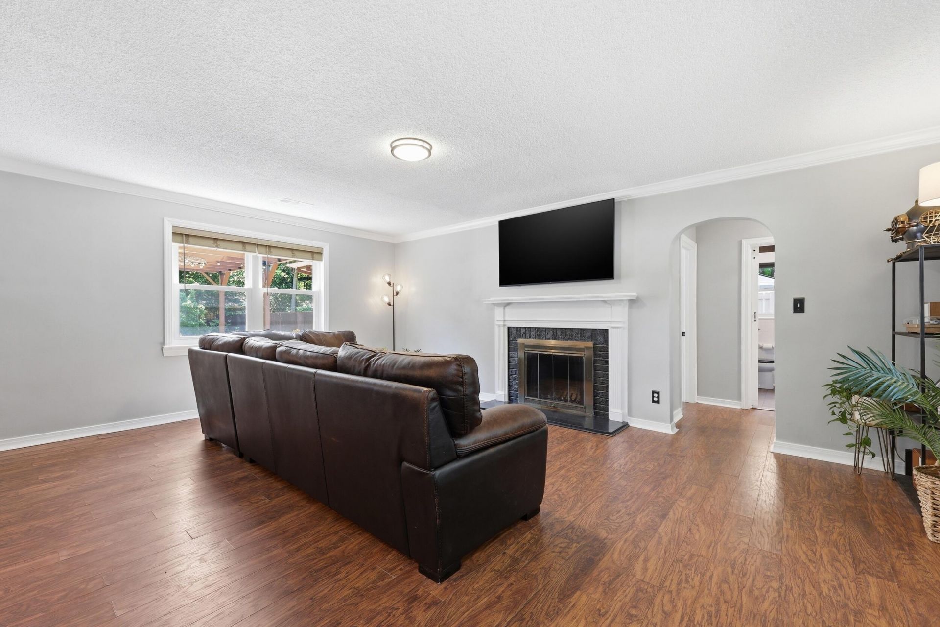 1215 Wimbee Drive Photo 6