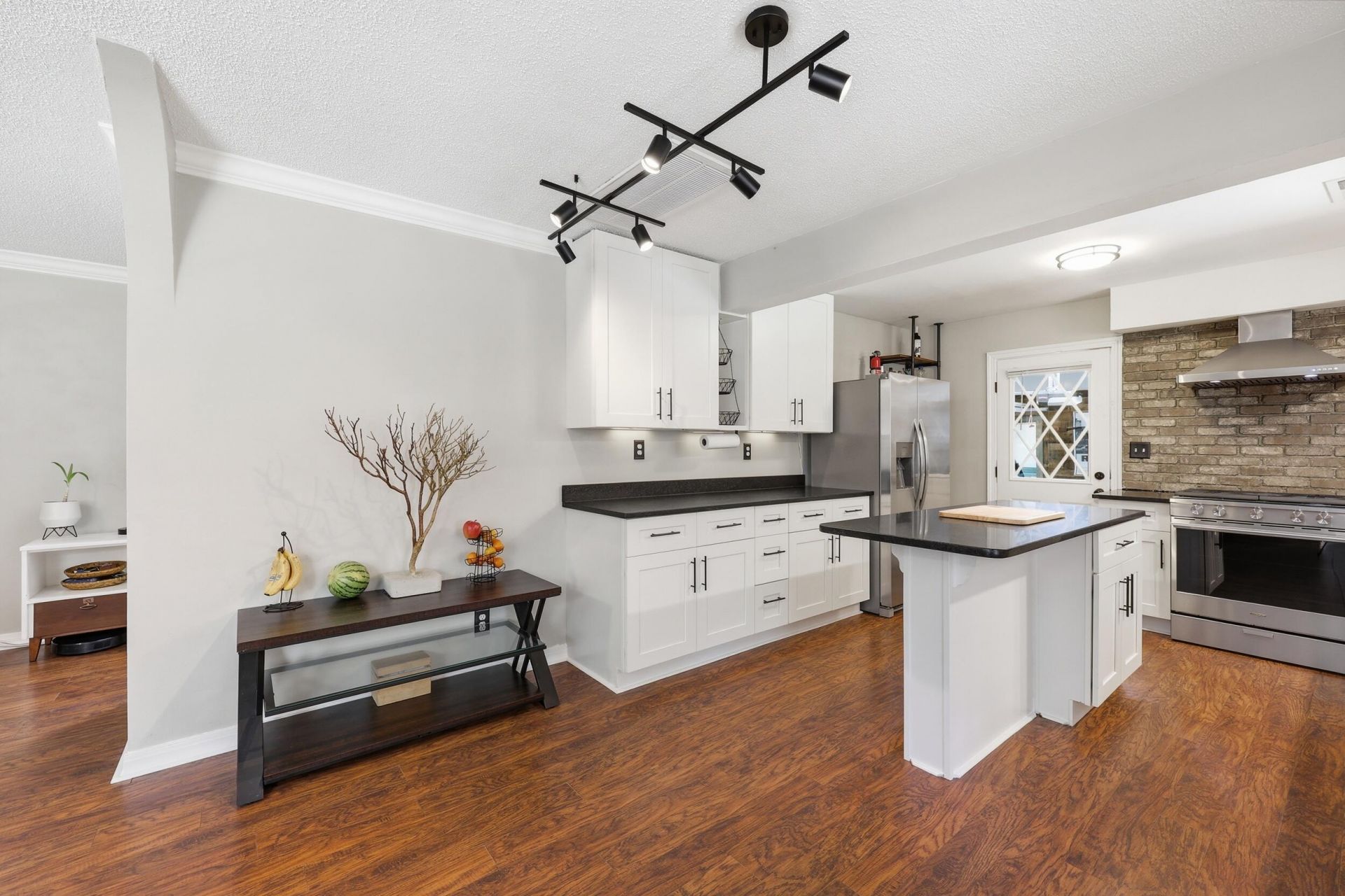 1215 Wimbee Drive Photo 8