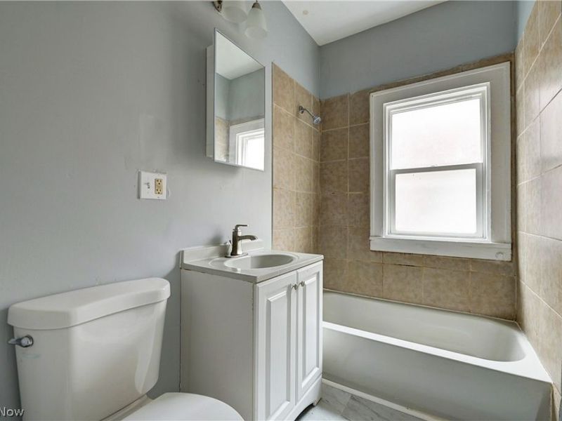 14120 Superior Road, Cleveland, OH 44118 Photo 12