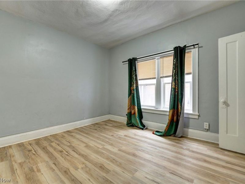 14120 Superior Road, Cleveland, OH 44118 Photo 19