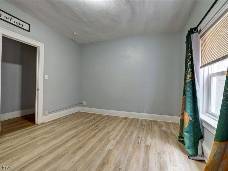 14120 Superior Road, Cleveland, OH 44118 Photo 20