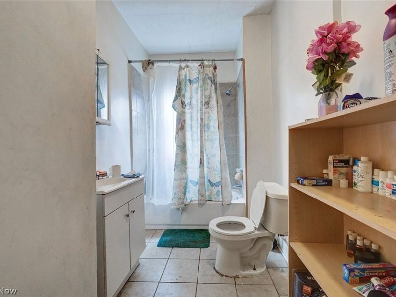 14120 Superior Road, Cleveland, OH 44118 Photo 38