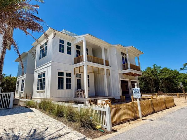 202 Parkshore Court , Panama City Beach, FL 32413