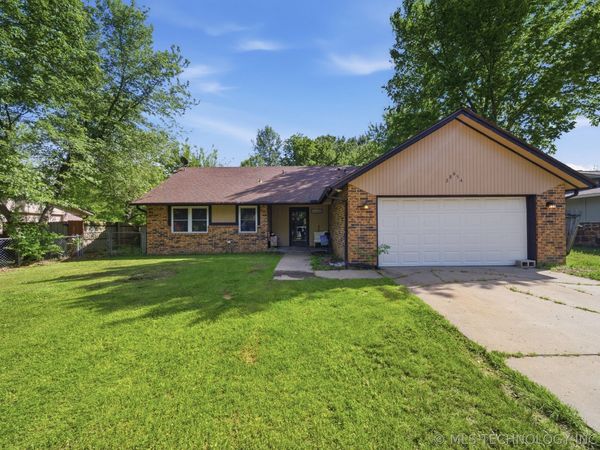 28654 E 138th Street S, Coweta, OK 74429