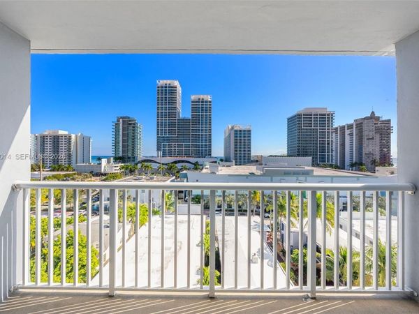 6855 Abbott Ave , Unit 801, Miami Beach, FL 33141