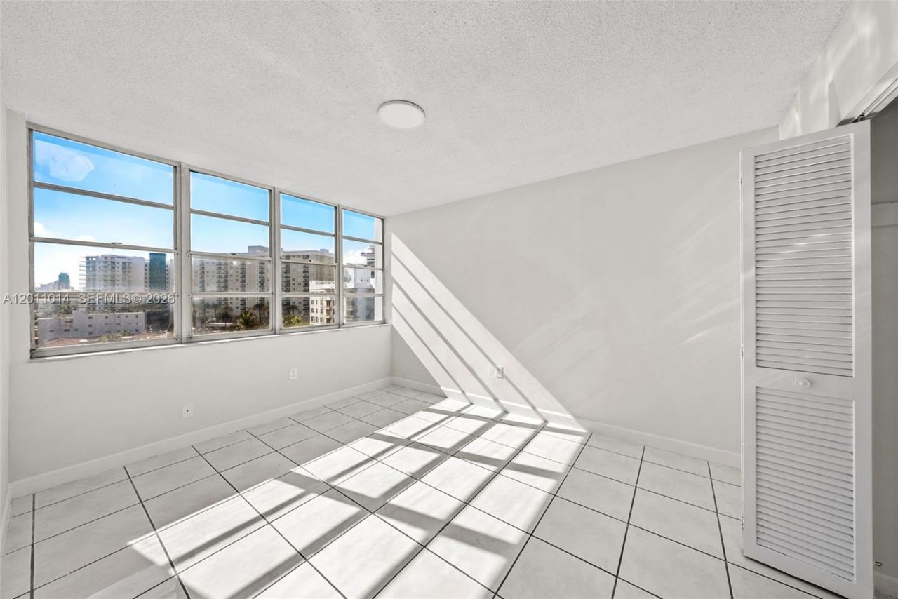 6855 Abbott Ave, Unit 801, Miami Beach, FL 33141 Photo