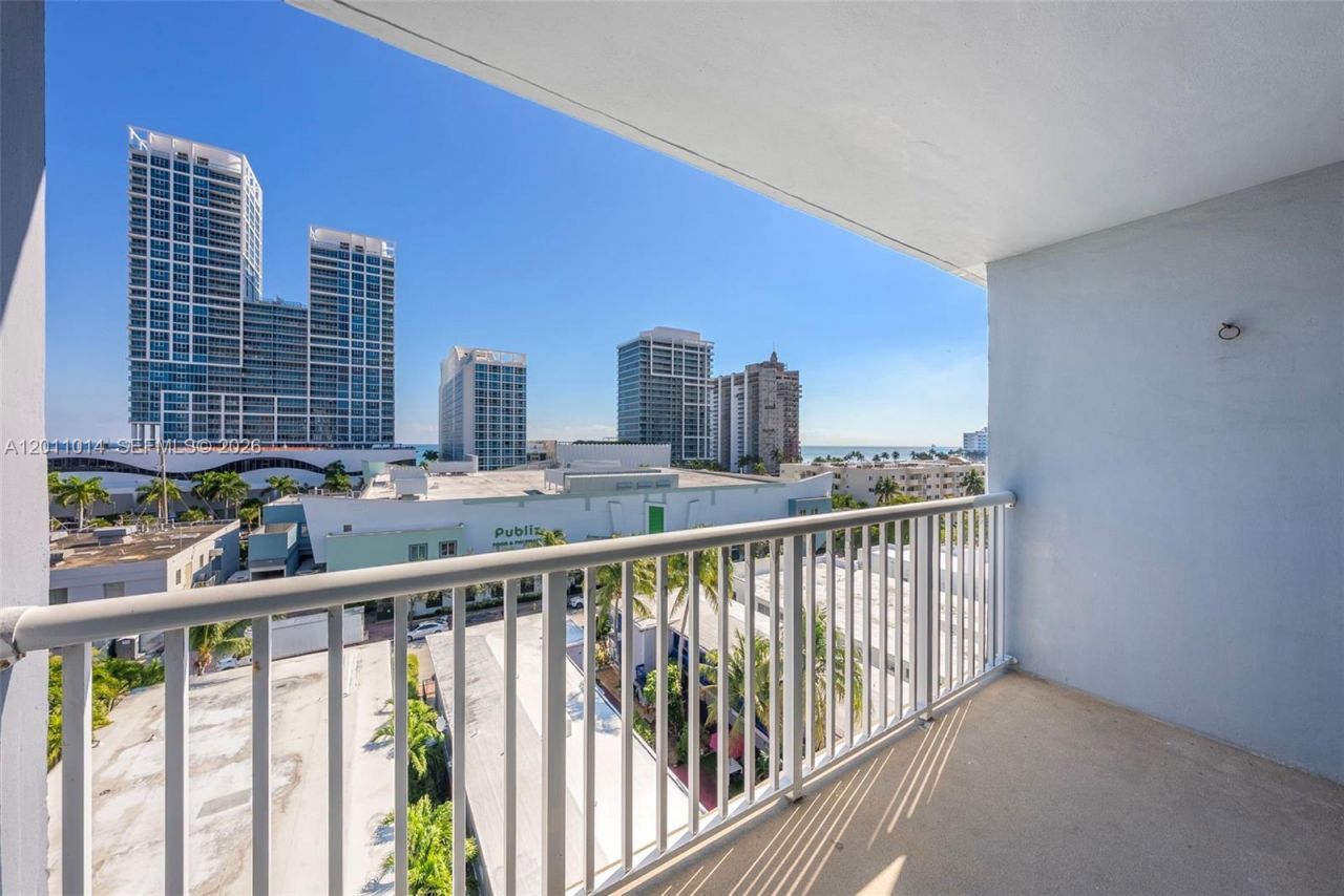6855 Abbott Ave, Unit 801, Miami Beach, FL 33141 Photo