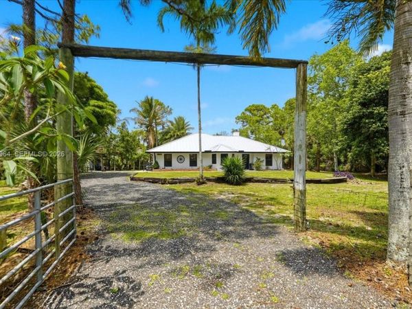 17857 82nd Rd N , Loxahatchee, FL 33470