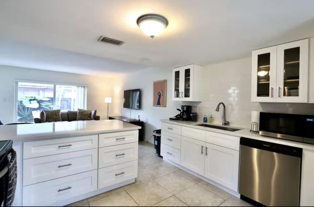 1701 SW 24th Street, Unit 1-2, Fort Lauderdale, FL 33315 Photo