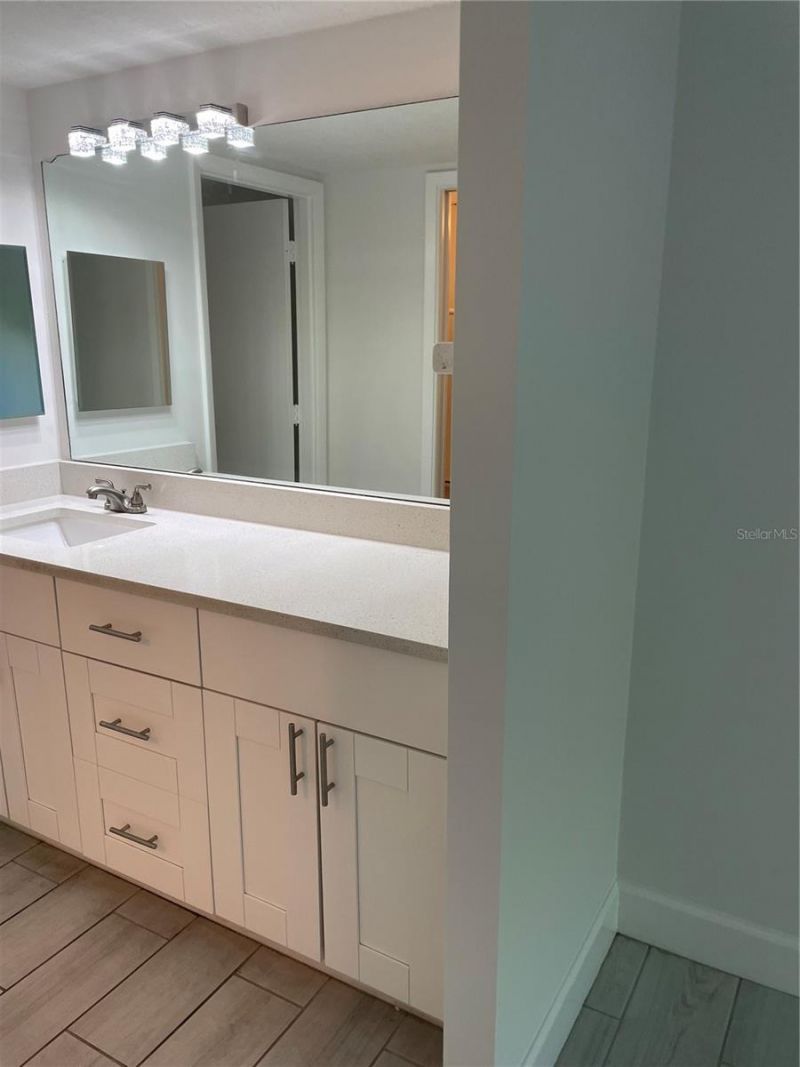 3700 S Osprey Avenue , Unit 216, Sarasota, FL 34239 Photo