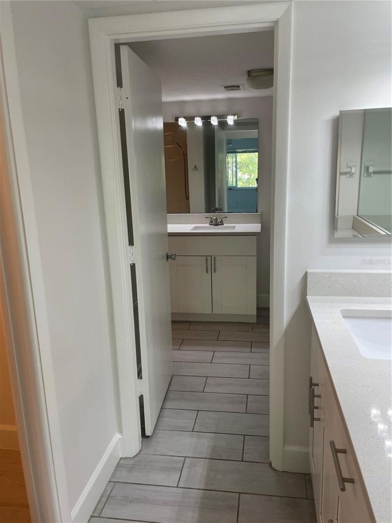 3700 S Osprey Avenue , Unit 216, Sarasota, FL 34239 Photo