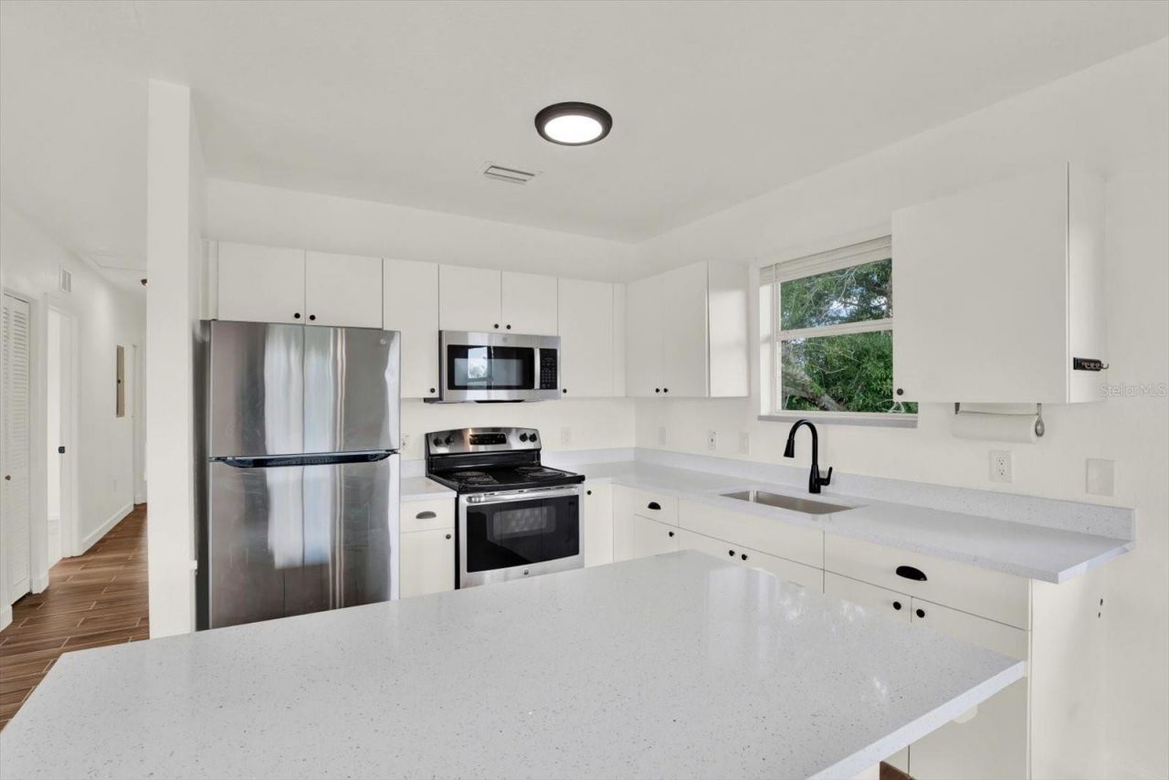 464 Logue Road, Myakka City, FL 34251 Photo