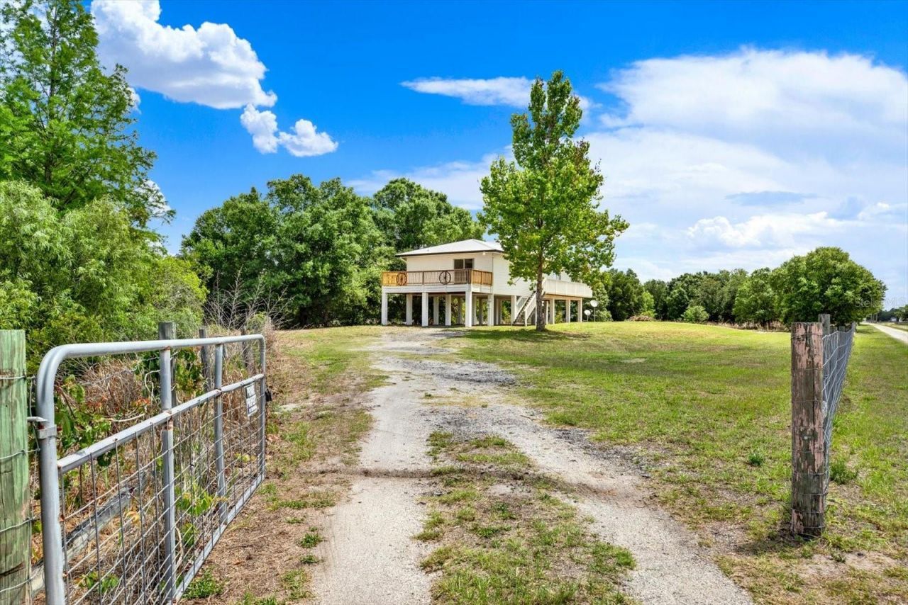 464 Logue Road, Myakka City, FL 34251 Photo