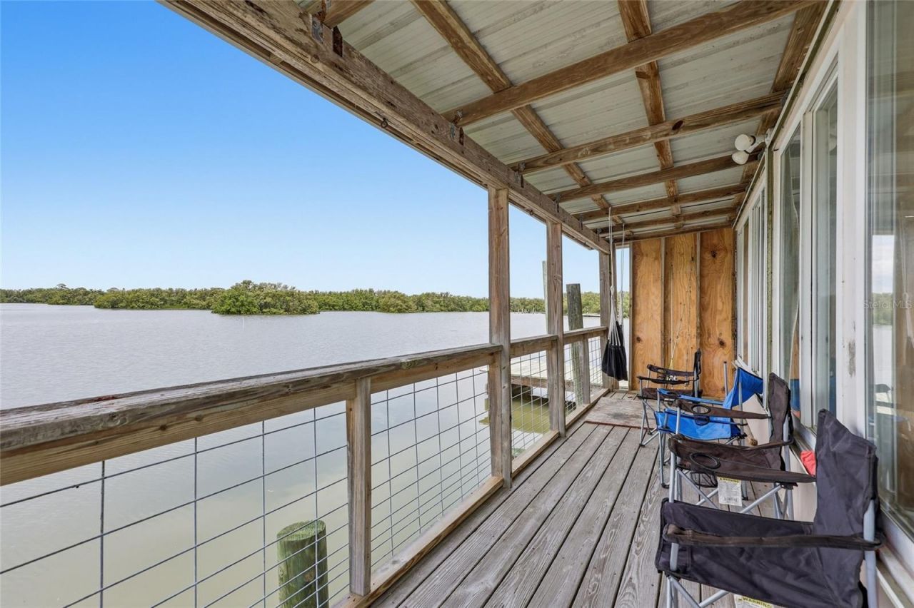 505 3rd Street , Cedar Key, FL 32625 Photo