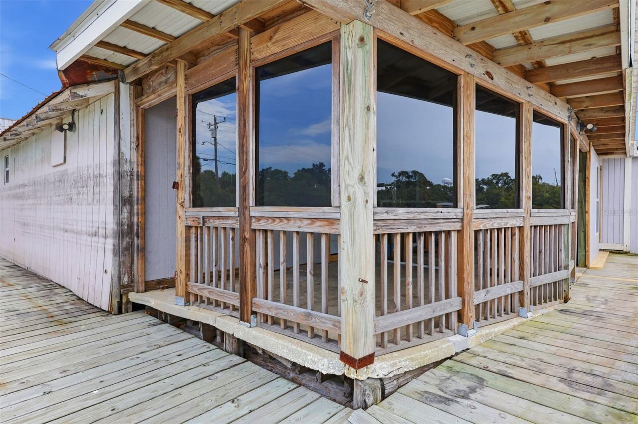 505 3rd Street , Cedar Key, FL 32625 Photo