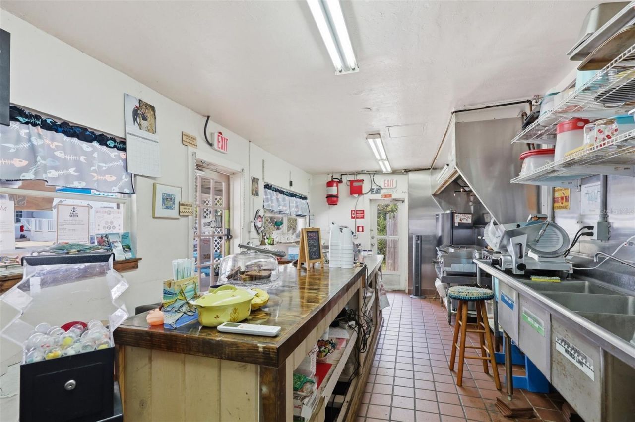 505 3rd Street , Cedar Key, FL 32625 Photo