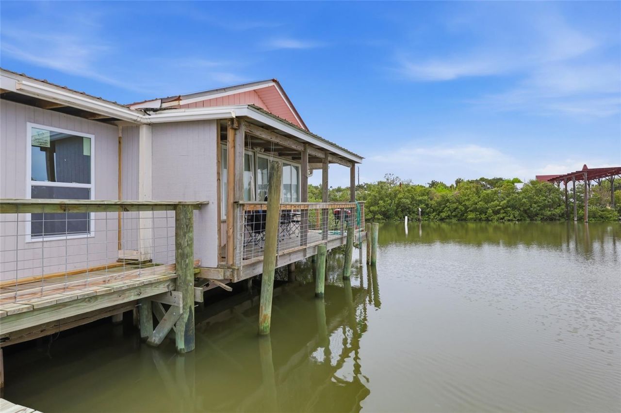 505 3rd Street , Cedar Key, FL 32625 Photo